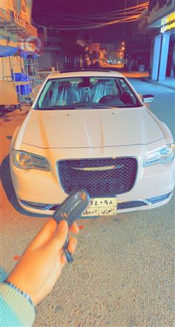 کرایسلەر 300